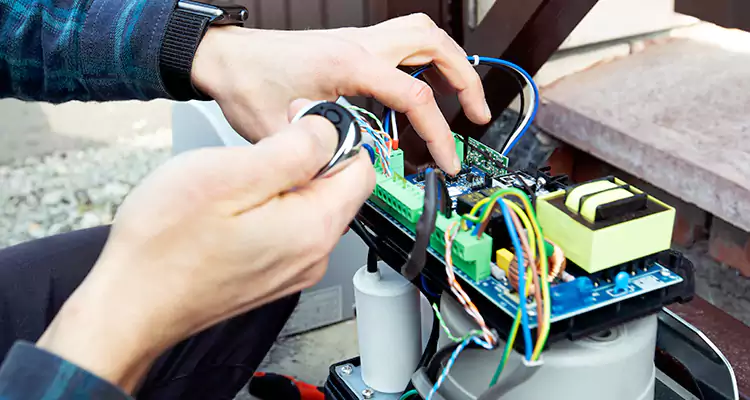 Automatic Driveway Gate Repair in Palo Alto, CA