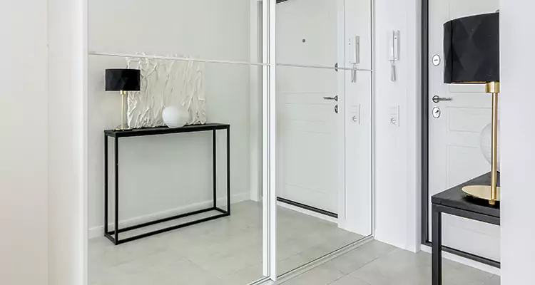 Mirrored Bifold Closet Doors Repair in Palo Alto, CA