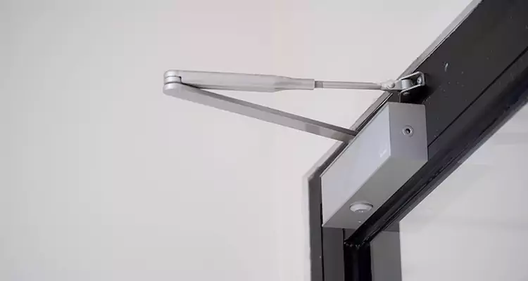 Screen Door Closer Repair in Palo Alto, CA