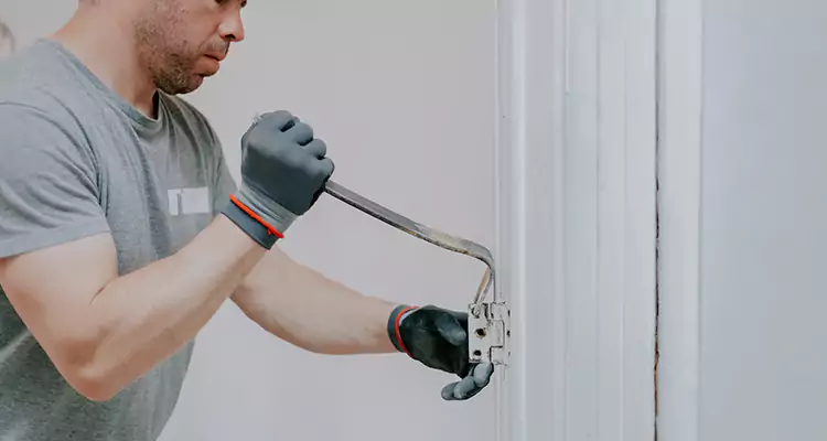 Cracked Door Jamb Repair in Palo Alto, CA
