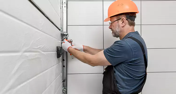 Emergency Garage Door Repair in Palo Alto, CA