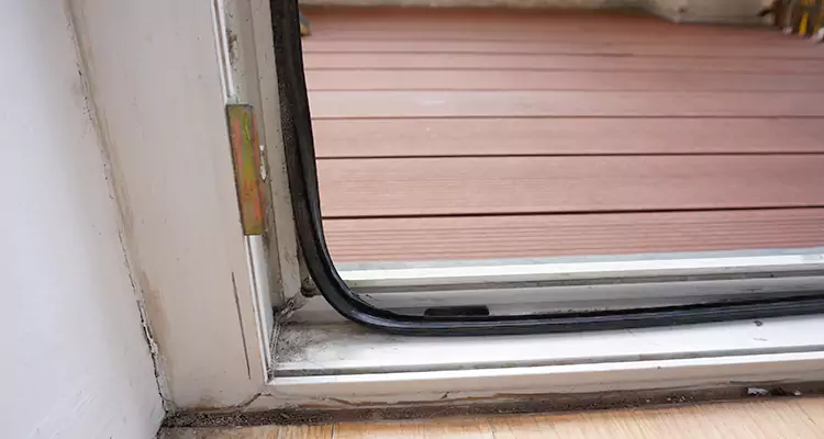 Why Choose Us for Leaking Sliding Glass Door Repair in Palo Alto, CA?
