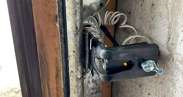 Fix Broken Garage Door Sensor in Palo Alto, CA