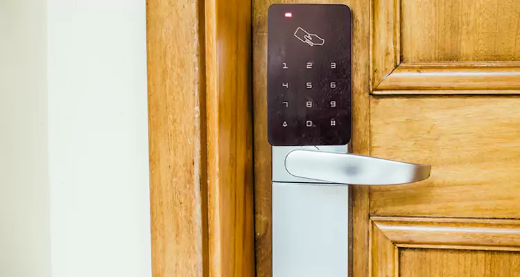 Keyless Hotel Door Locks Repair in Palo Alto, CA