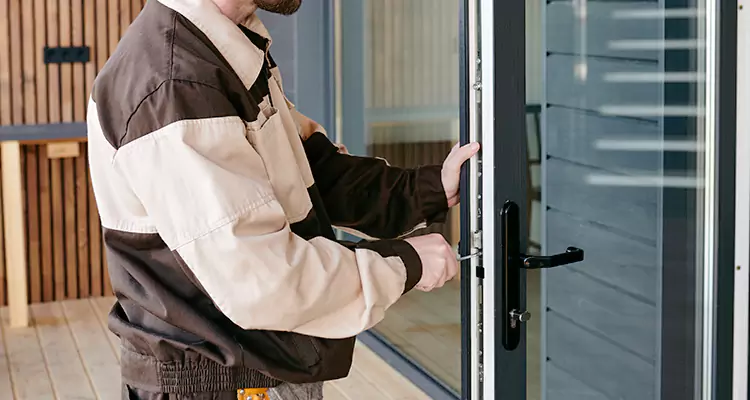 Fix Patio Screen Door Rollers in Palo Alto, CA