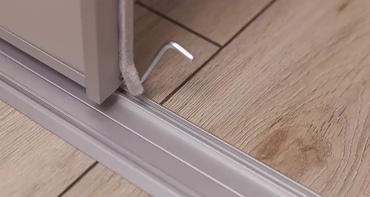 Squeaky Sliding Door Repair in Palo Alto, CA